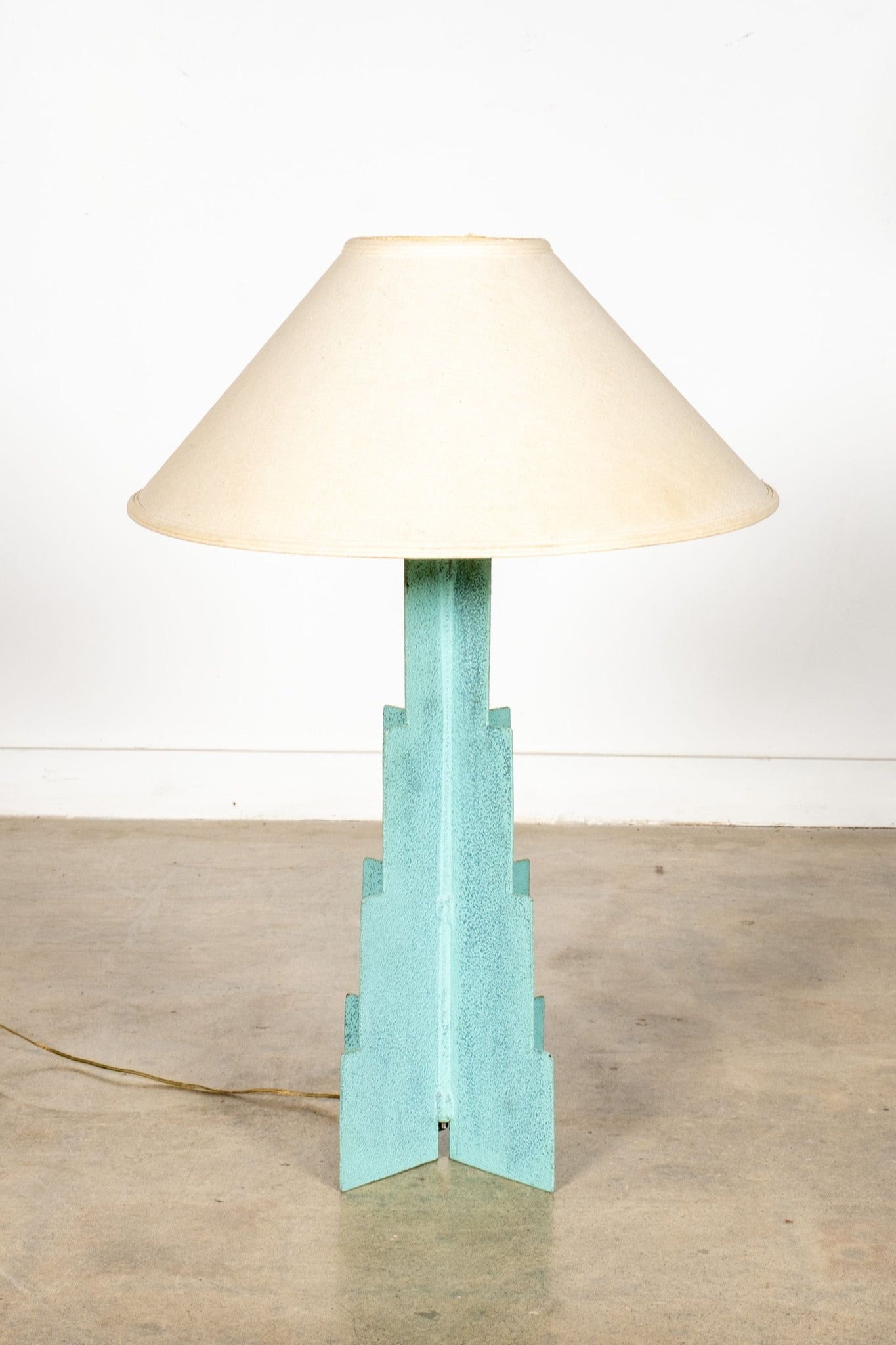 "Reese" Postmodern Metal Table Lamp | Bonne Choice