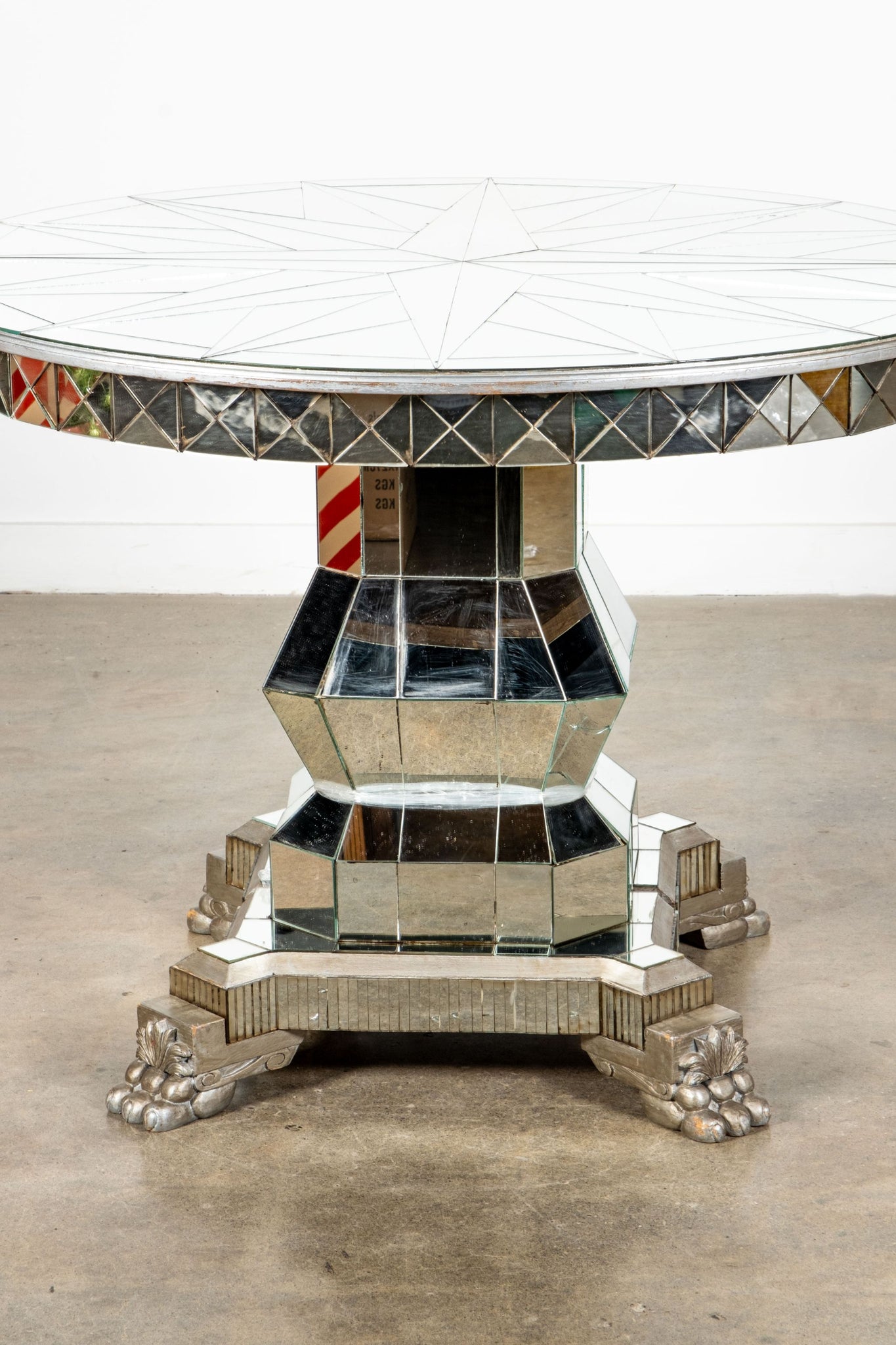 Round Mirrored Entry/Dining Table | Bonne Choice