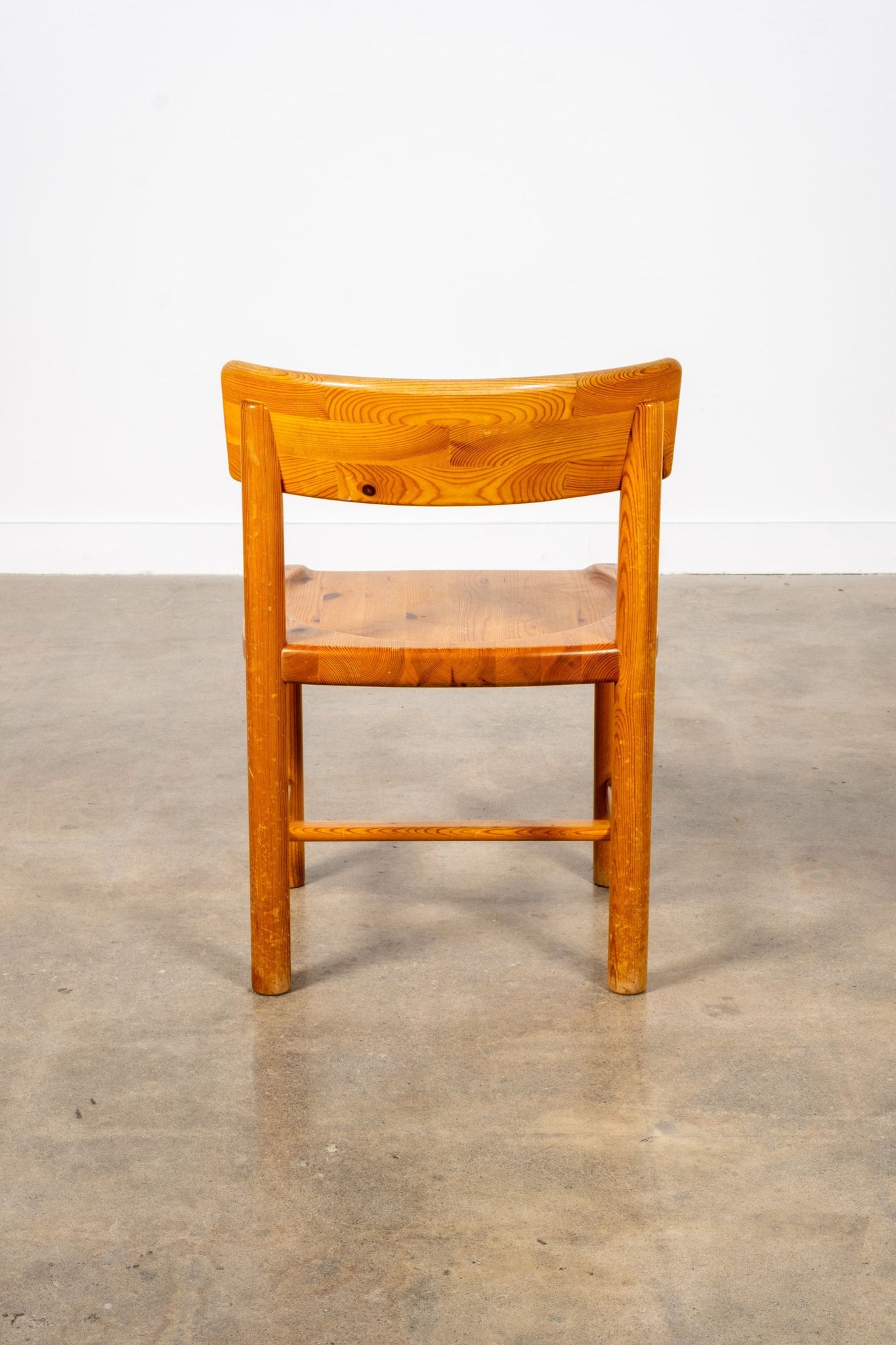 Vintage Set of 6 Pine Chairs | Bonne Choice