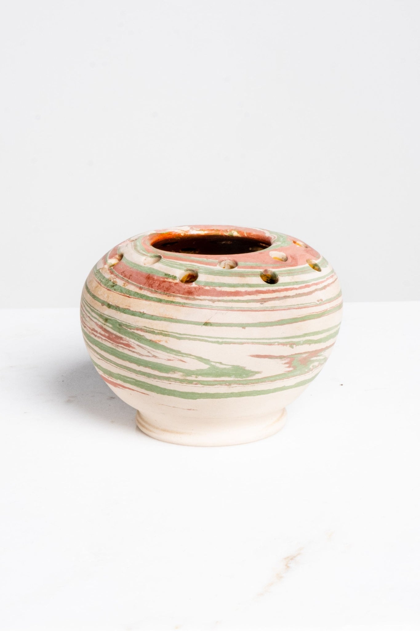 Vintage Small Swirl Pottery, with Holes | Bonne Choice