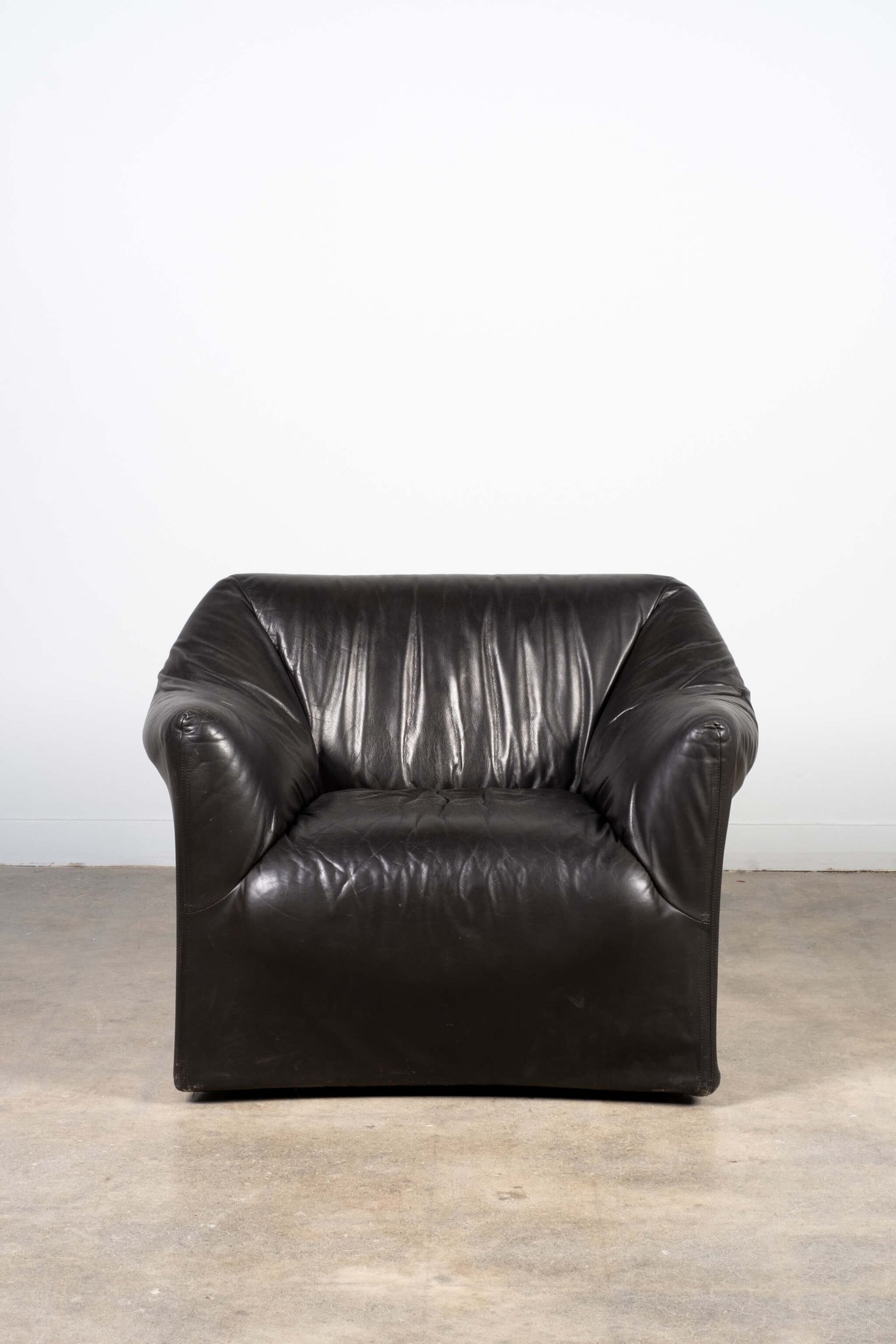Vintage Black Leather Cassina Tentazione Armchair by Mario Bellini, front view
