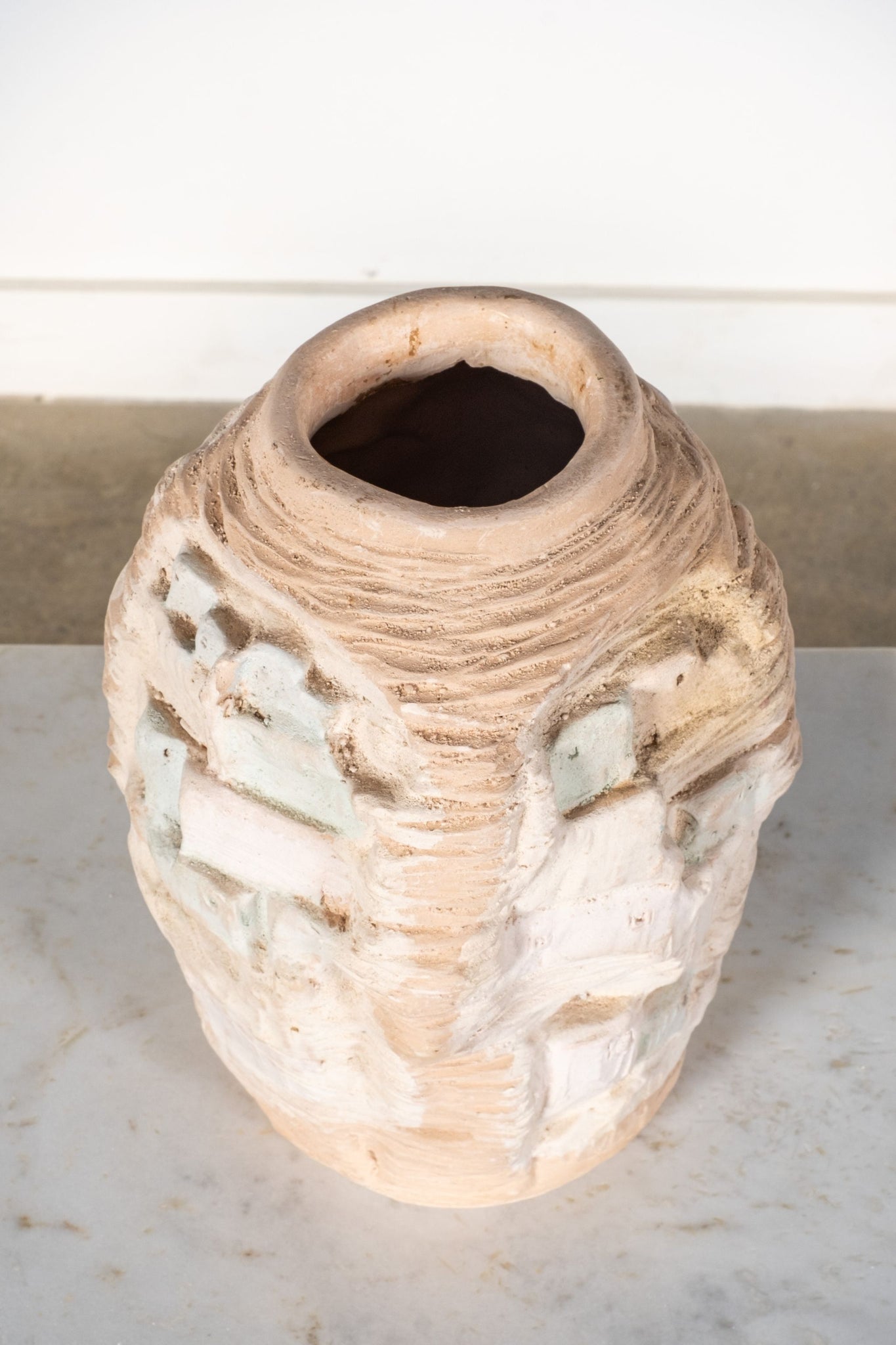 Textured Studio Pottery Vessel | Bonne Choice