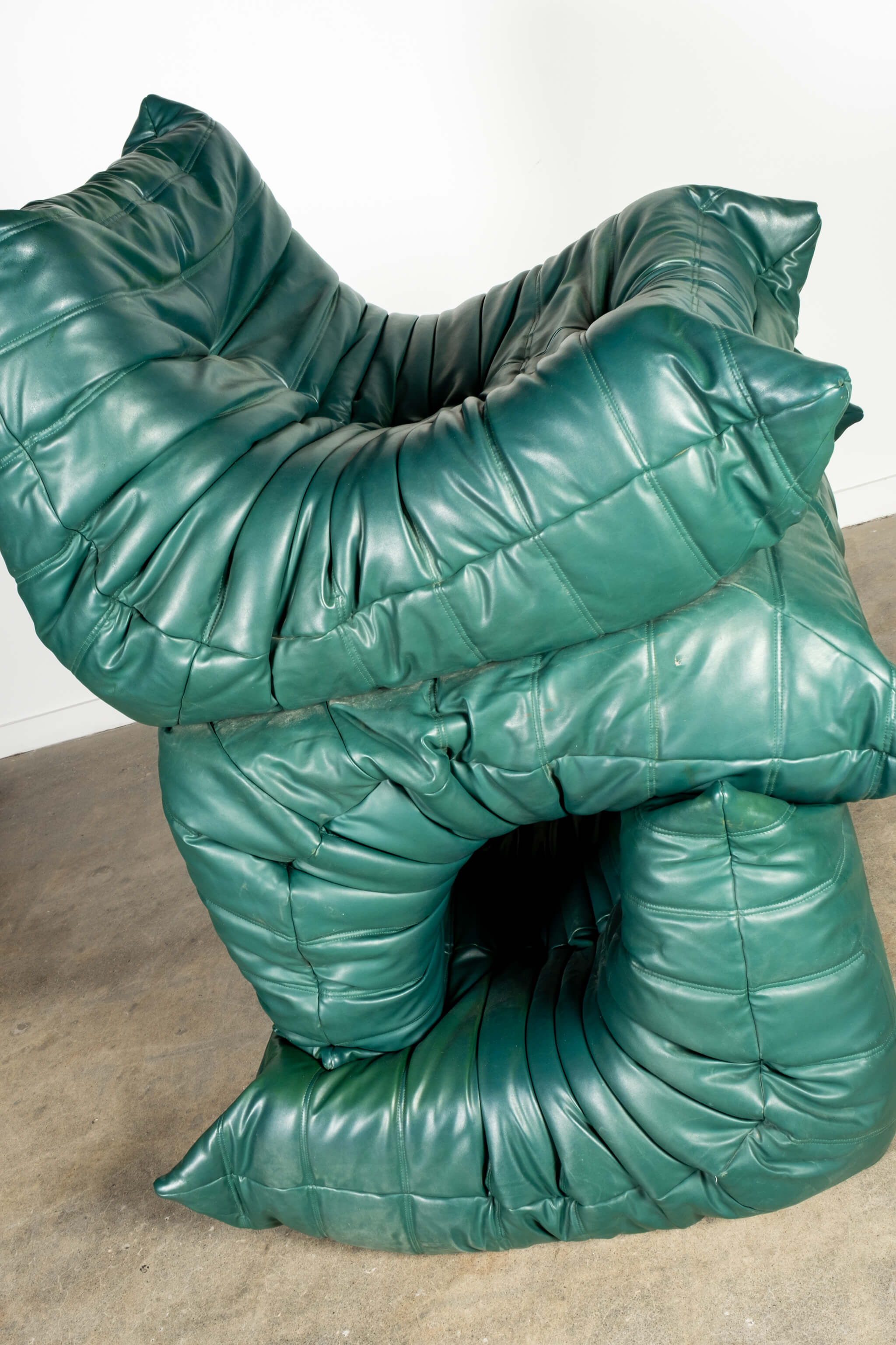 Togo 1-Seater Sofa in Green Leather – Bonne Choice