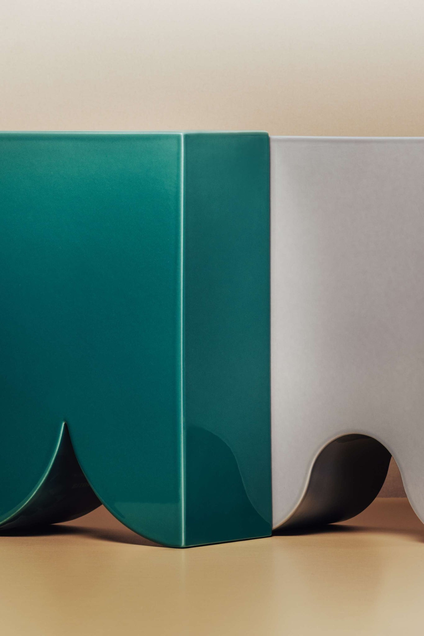 Green "Onda" Vase