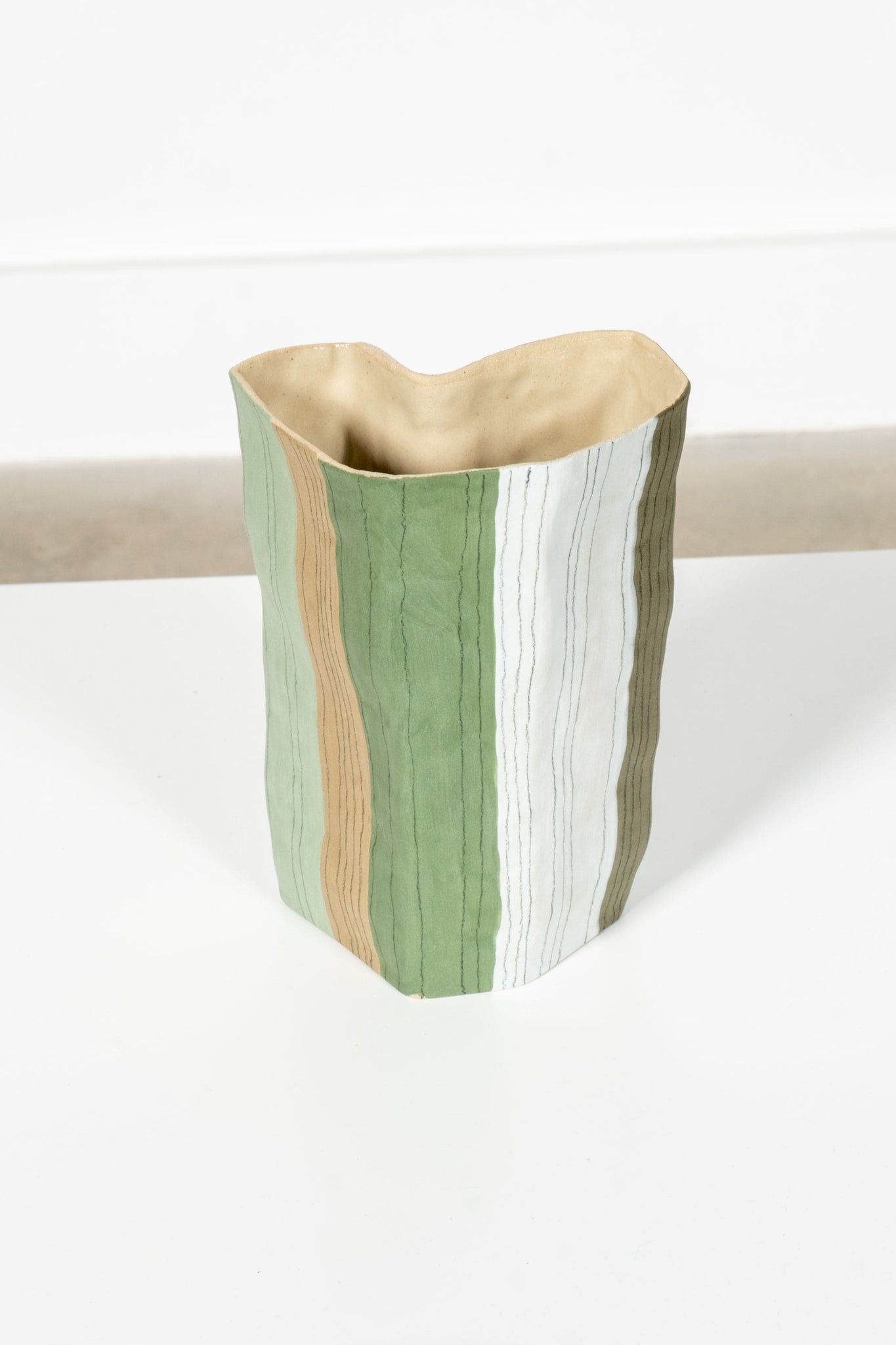 Vase Claire - Medium, No.4 Valérie Gutton | Bonne Choice