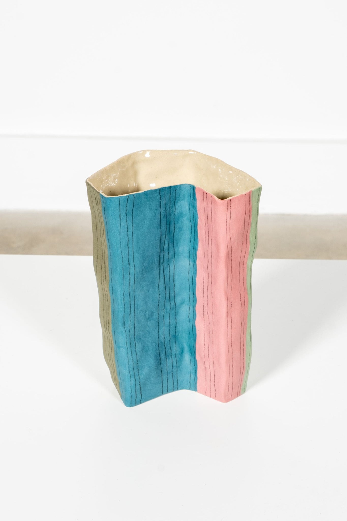 Vase Claire - Medium, No.4 Valérie Gutton | Bonne Choice