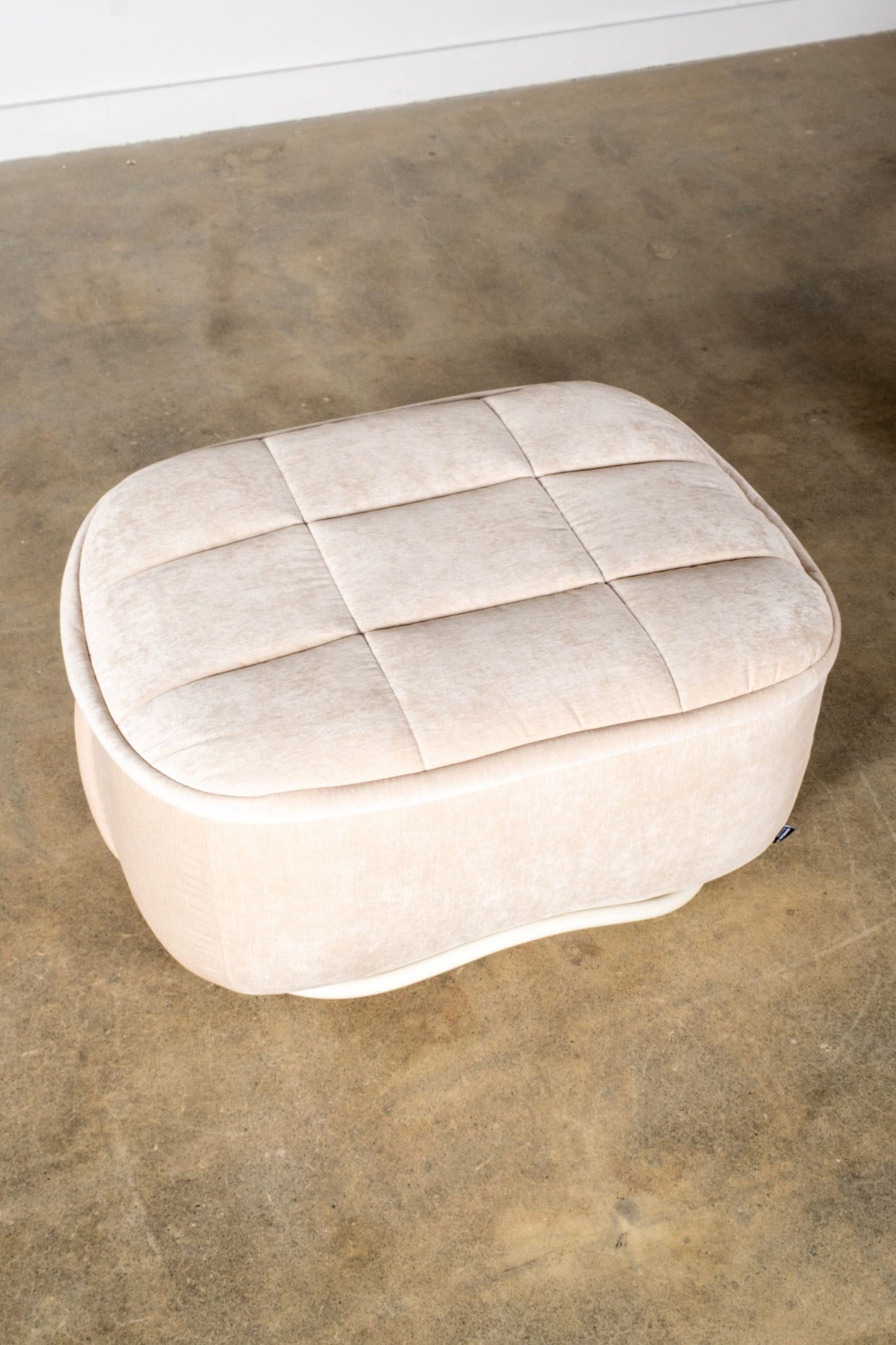 Sancal Vibe Pouf, Crema | Bonne Choice