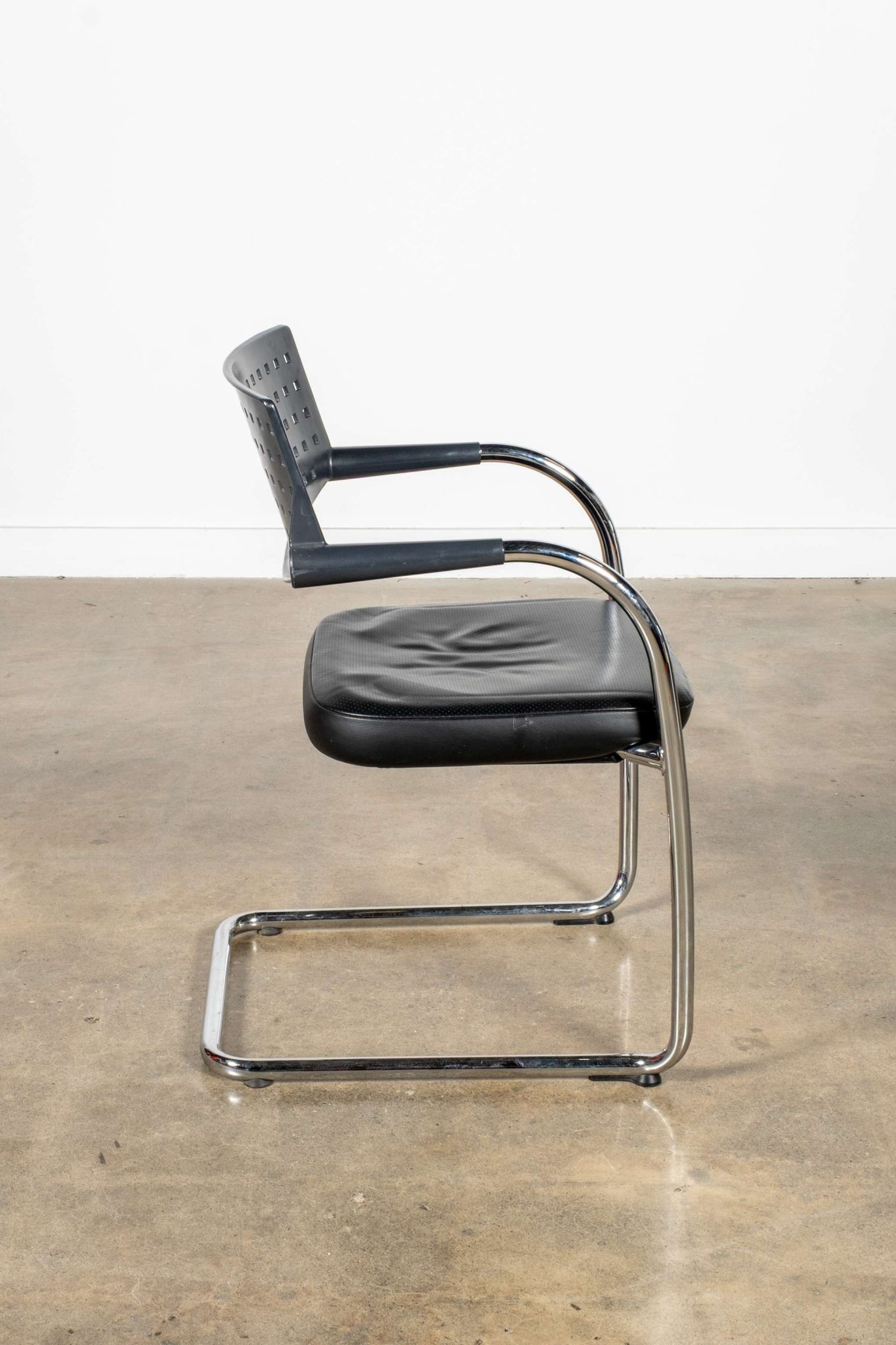 Pair of Visavis Chairs