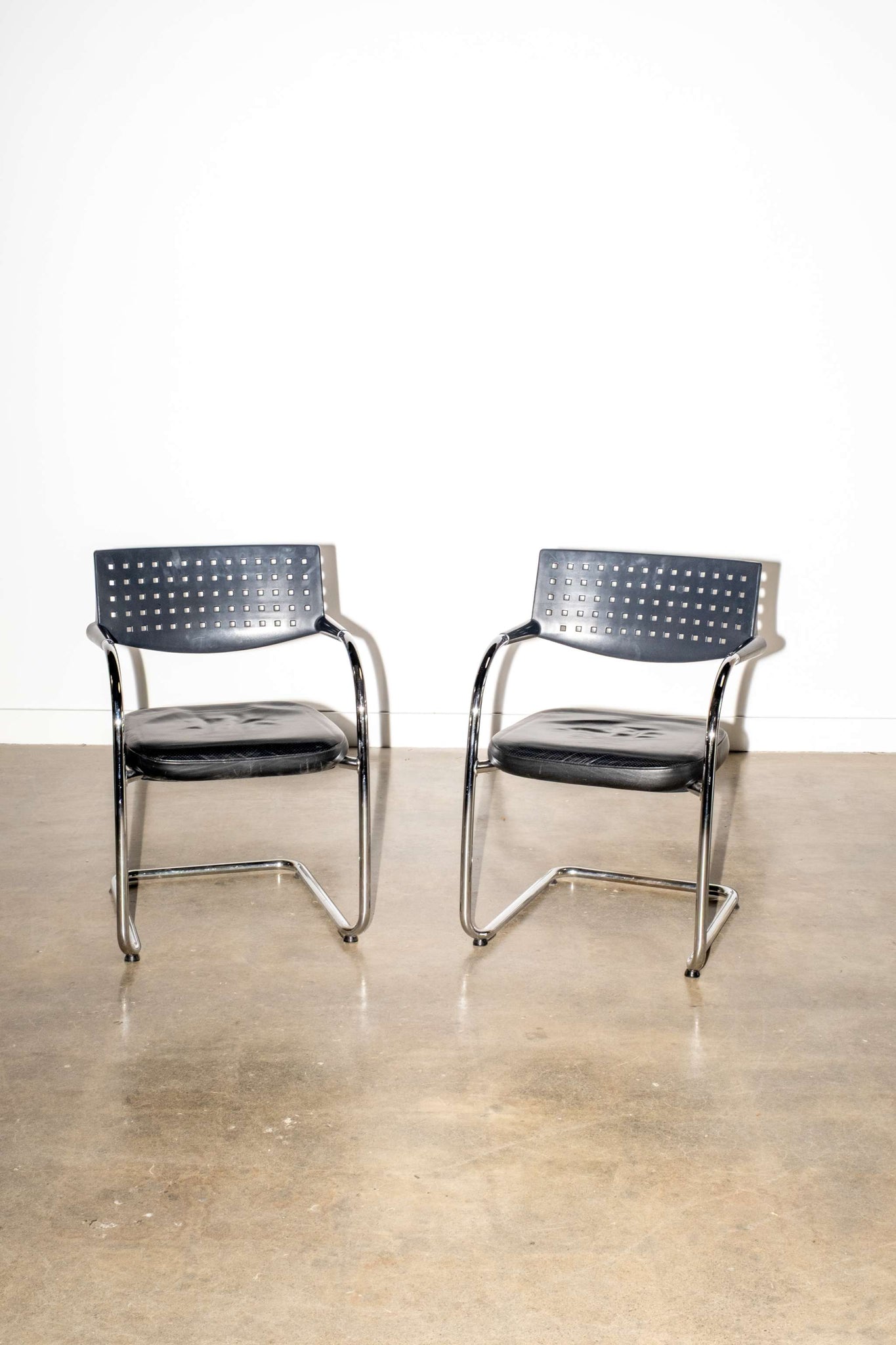 Pair of Visavis Chairs