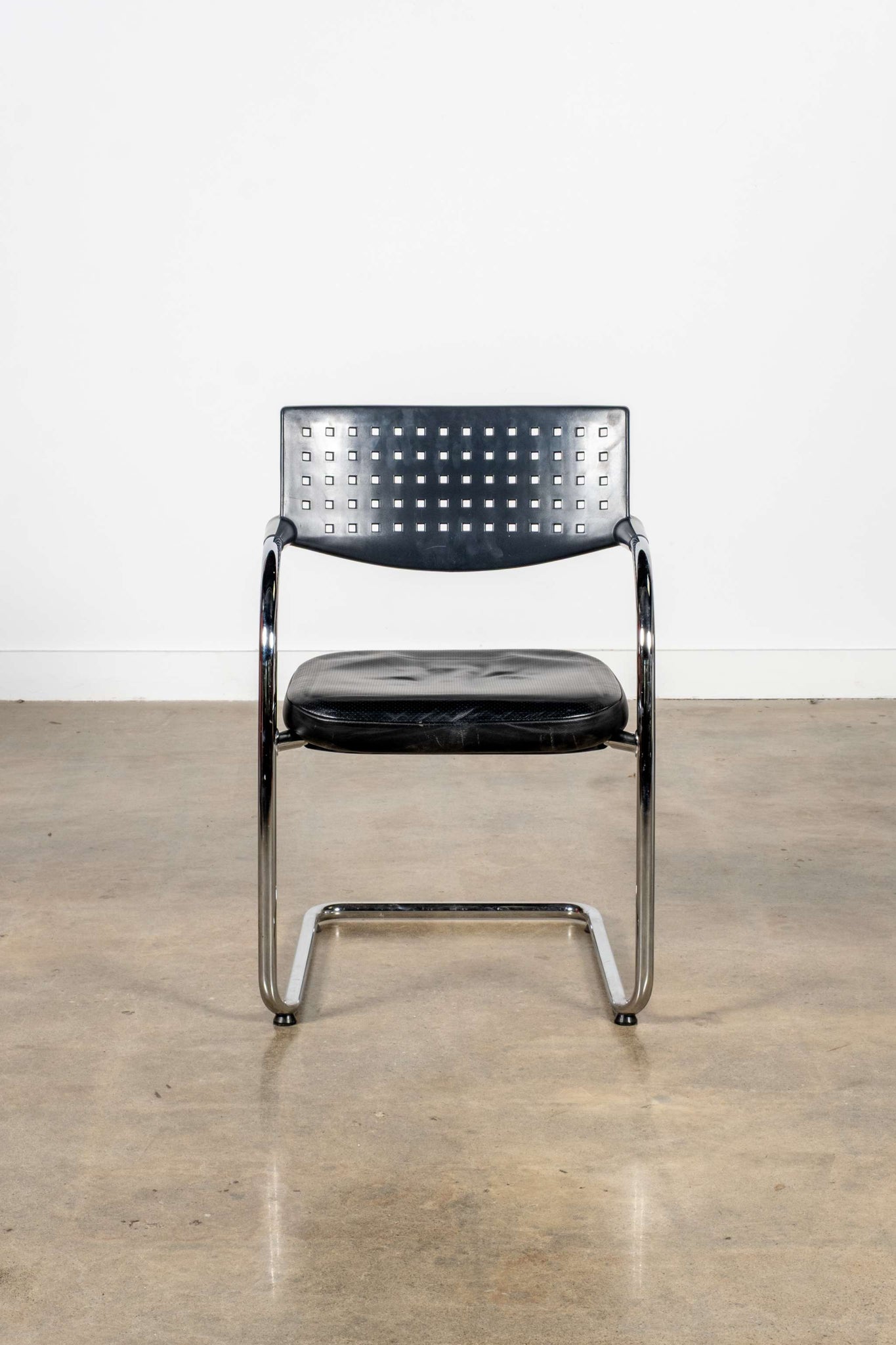 Pair of Visavis Chairs