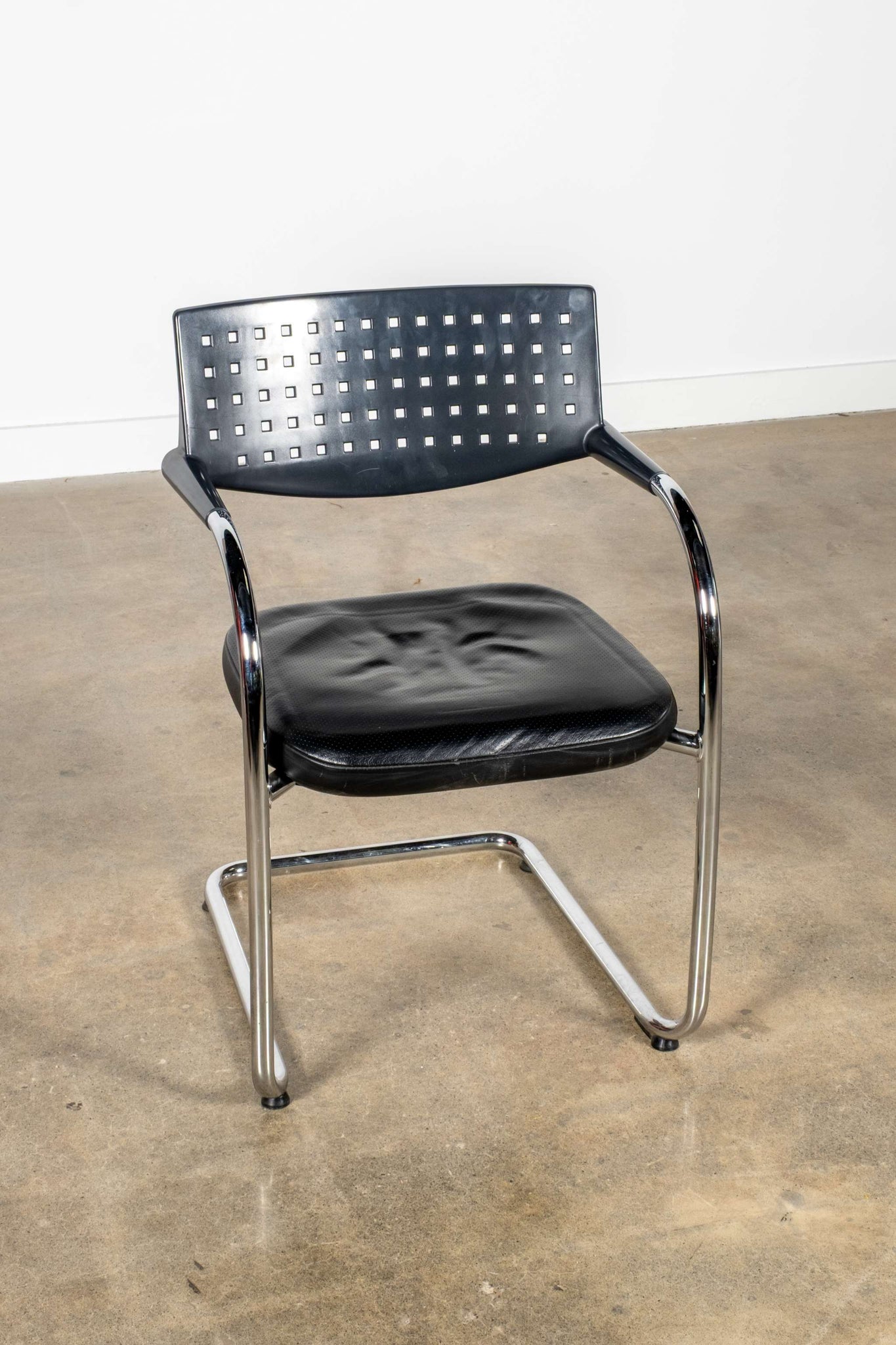 Pair of Visavis Chairs