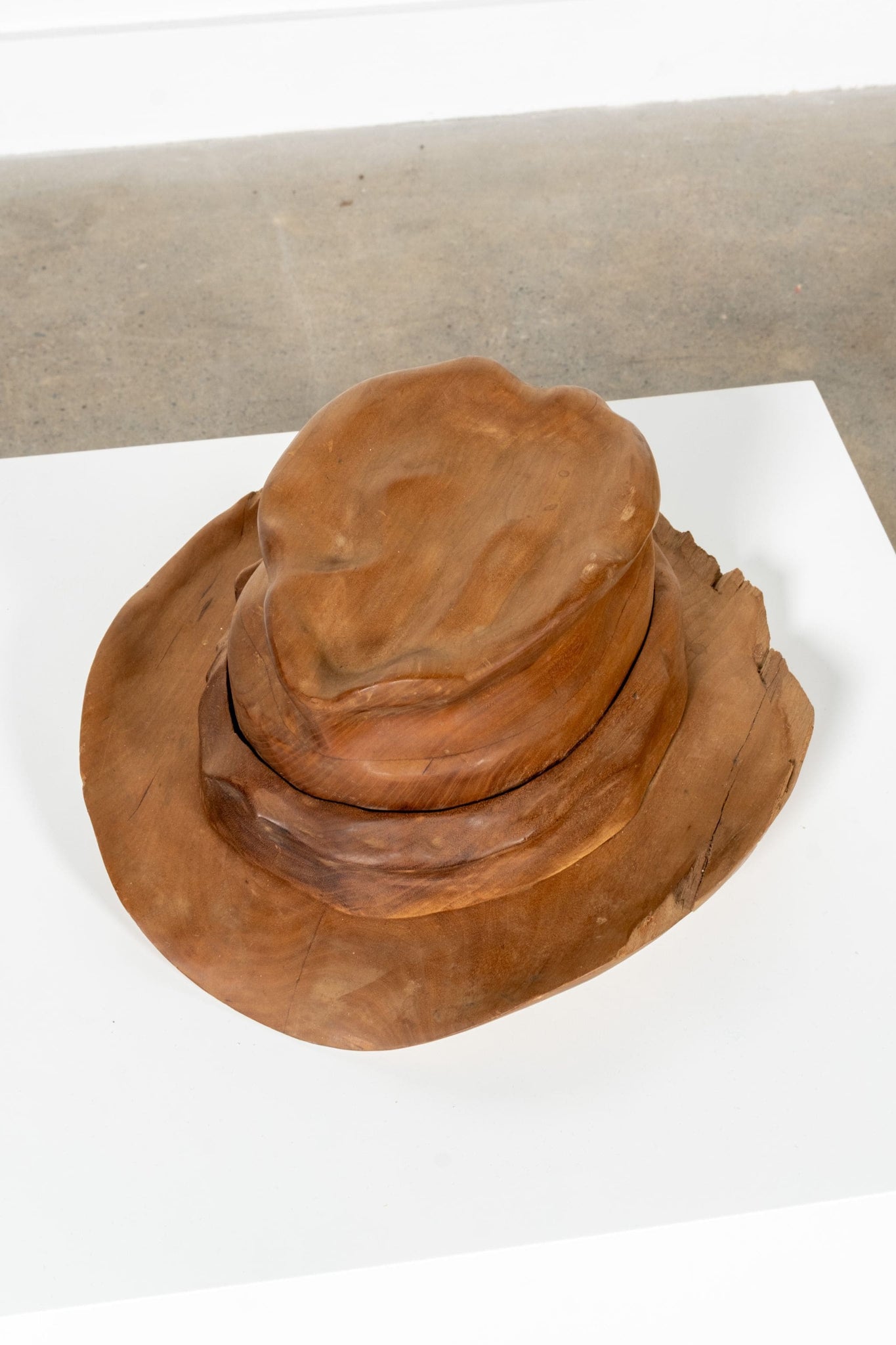 Vintage Carved Wood Hat | Bonne Choice