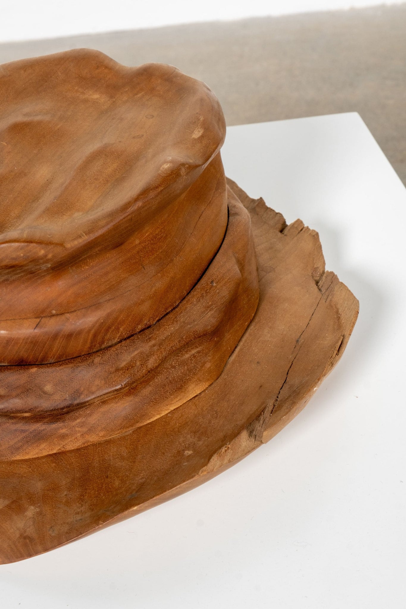 Vintage Carved Wood Hat | Bonne Choice