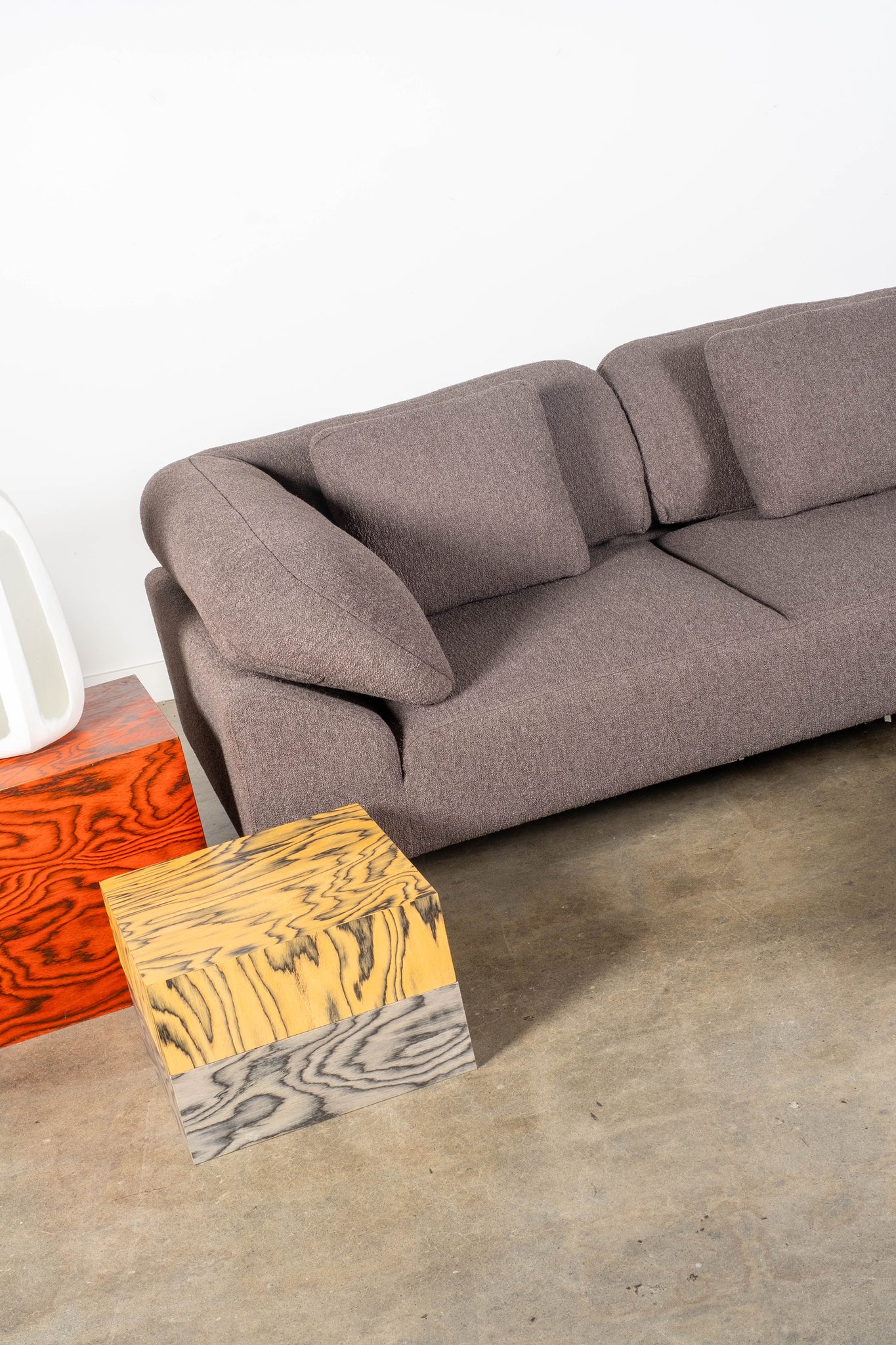 COLLAR Sofa