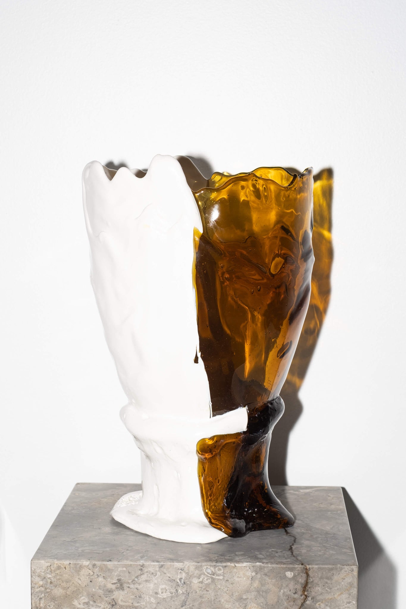 Amber & White Large Resin Twins C Vase by Gaetano Pesce for Fish Design, front view