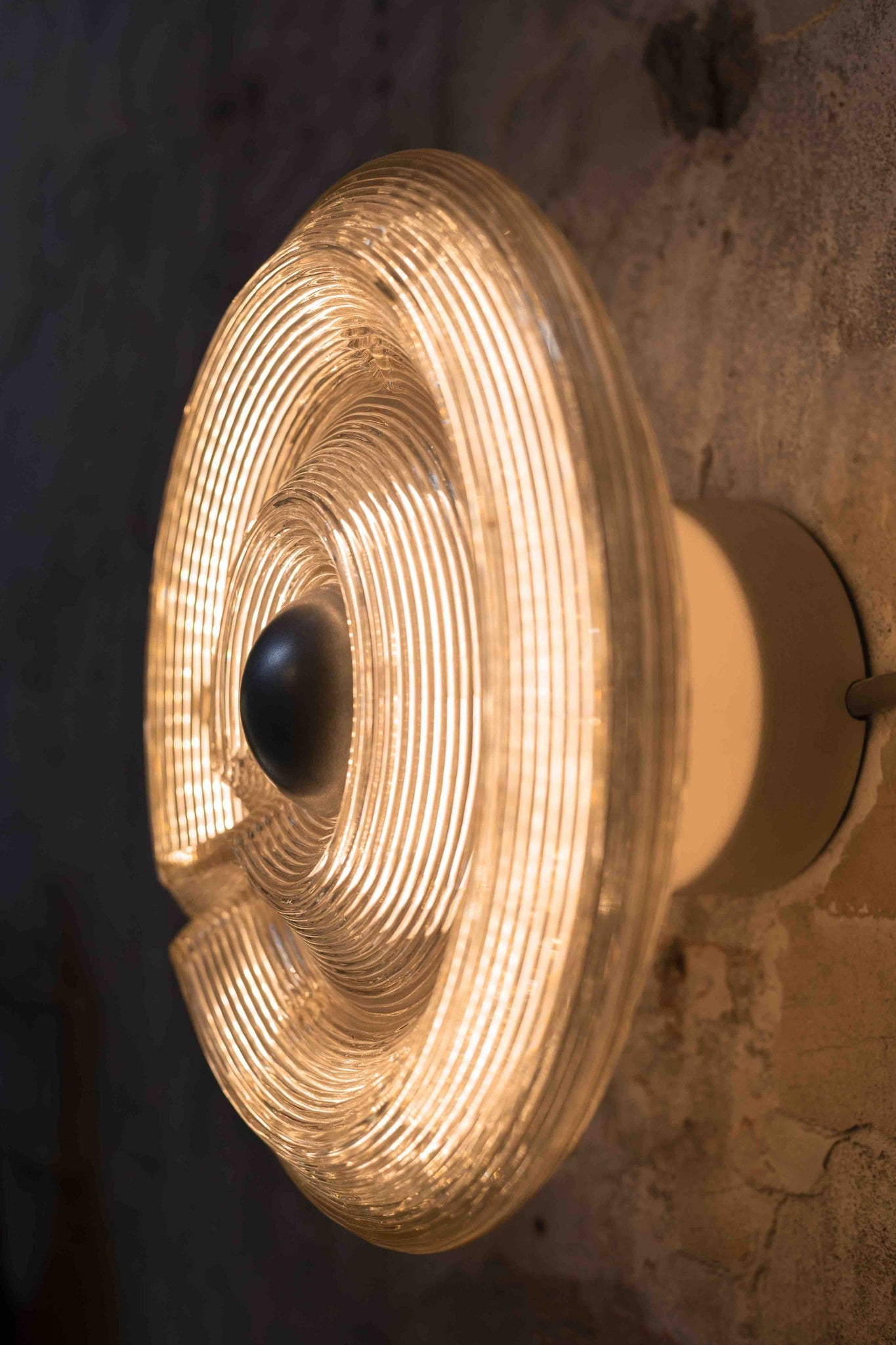 Kooij Fresnel Wall 14" by Dirk van der Kooij | Bonne Choice
