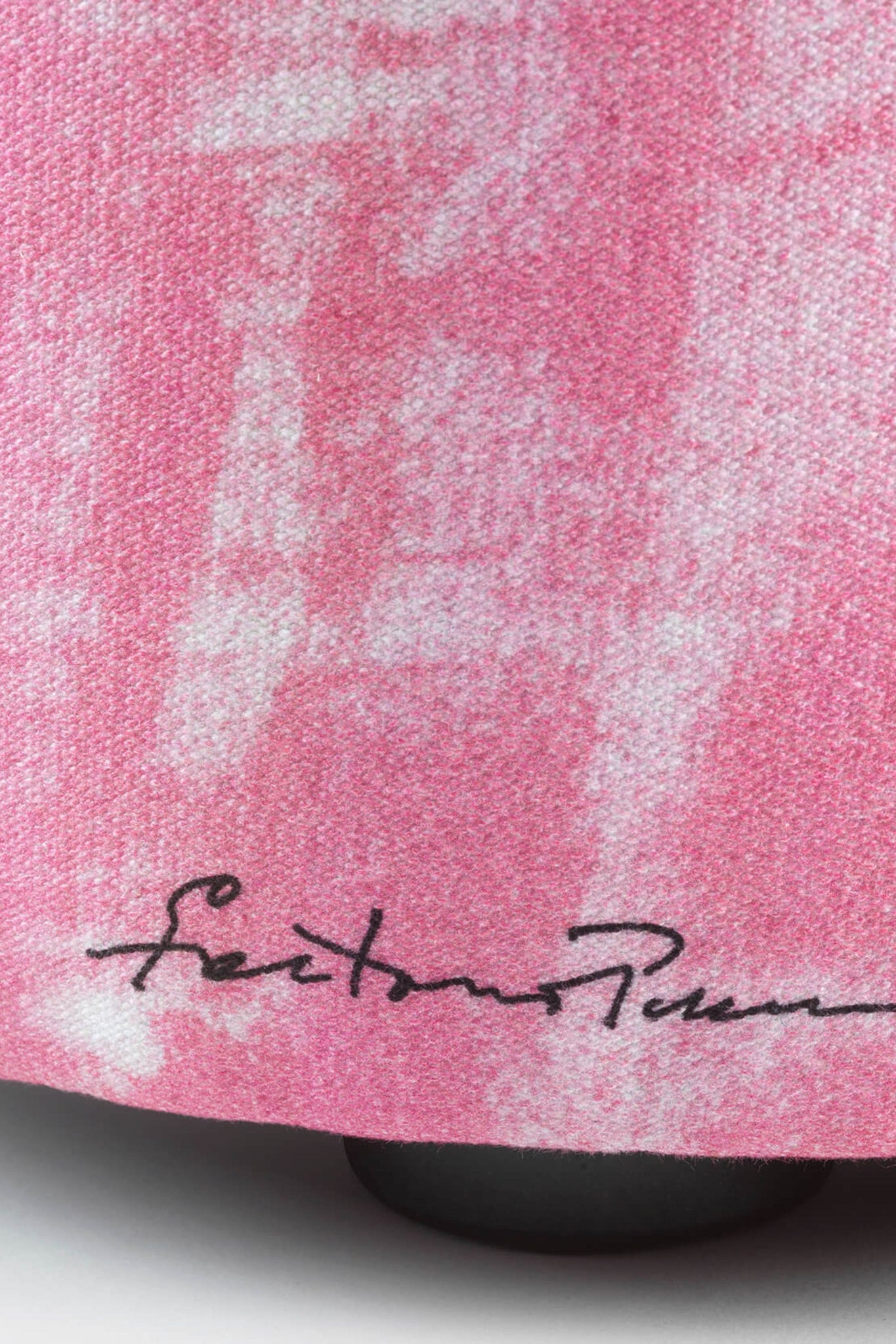 Meritalia Gli Amici Tucano, Orso, Pesce Sofa by Gaetano Pesce | Bonne Choice