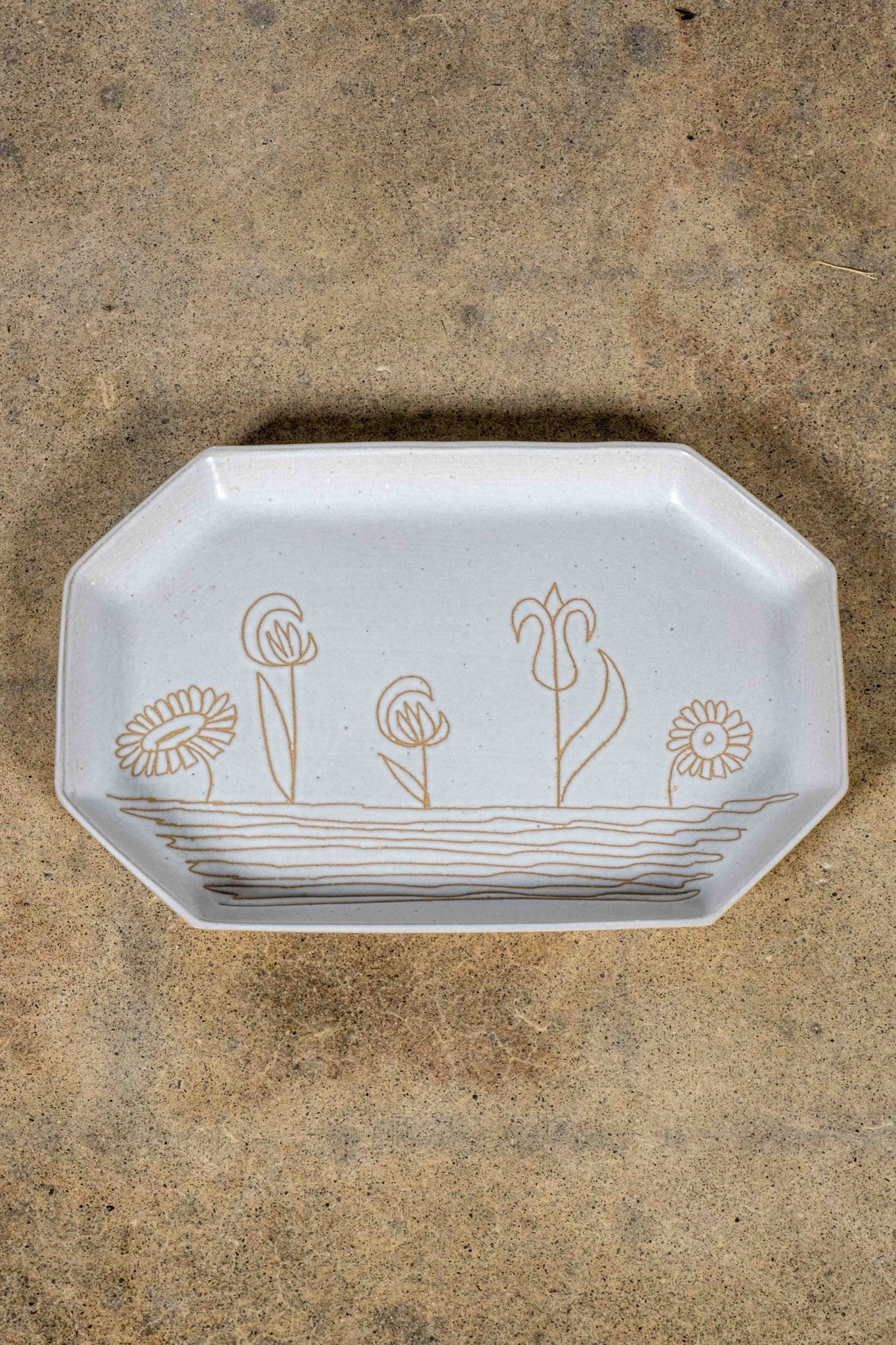 Hex Tray with Flowers | Bonne Choice