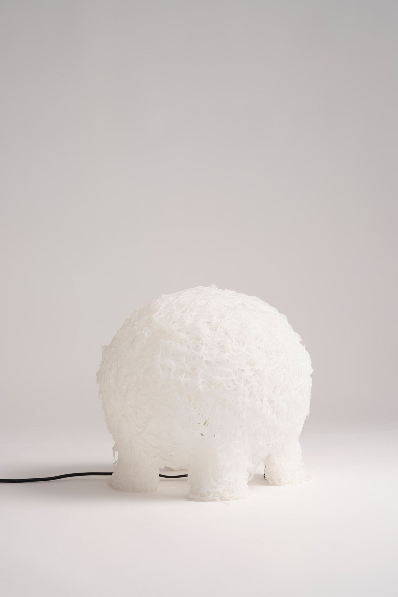 Meritalia "Edizioni del Pesce" Moss Lamp  / White | Bonne Choice