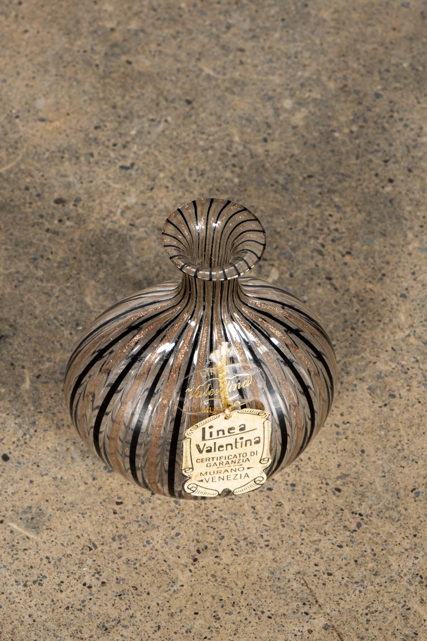 Bonne Choice - Murano glass perfume bottle bud vase