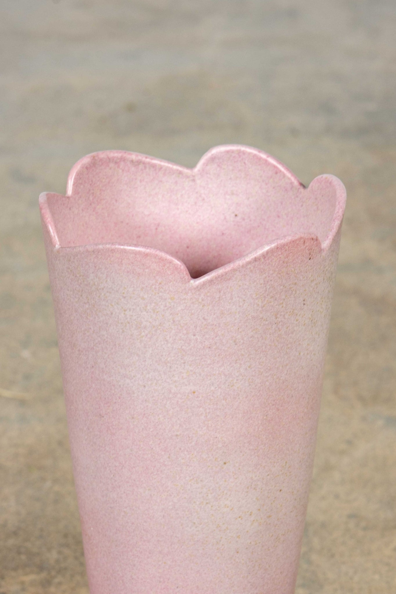 Pink Vase with Scalloped Edges | Bonne Choice