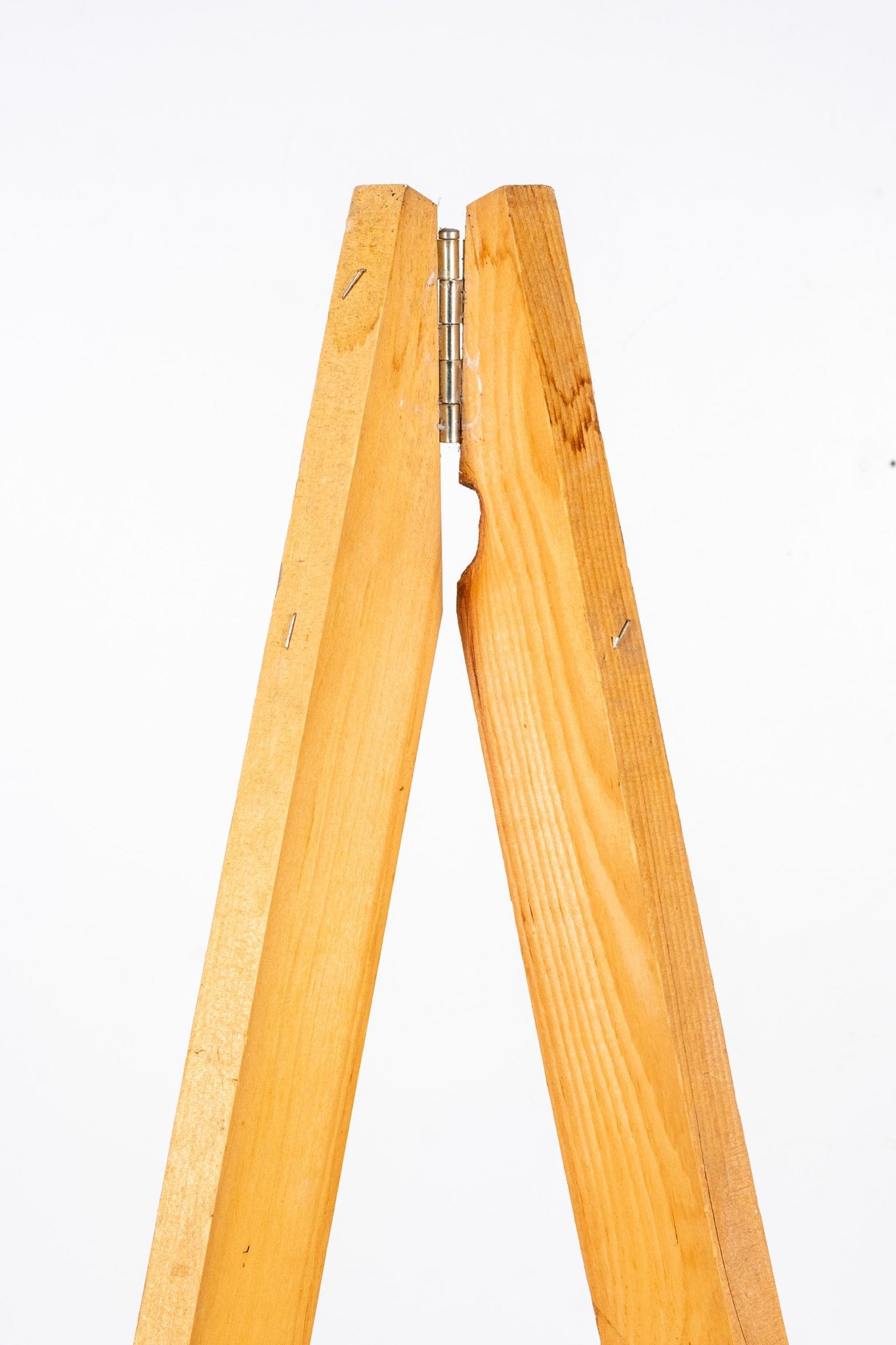 Simple Wood Easel | Bonne Choice