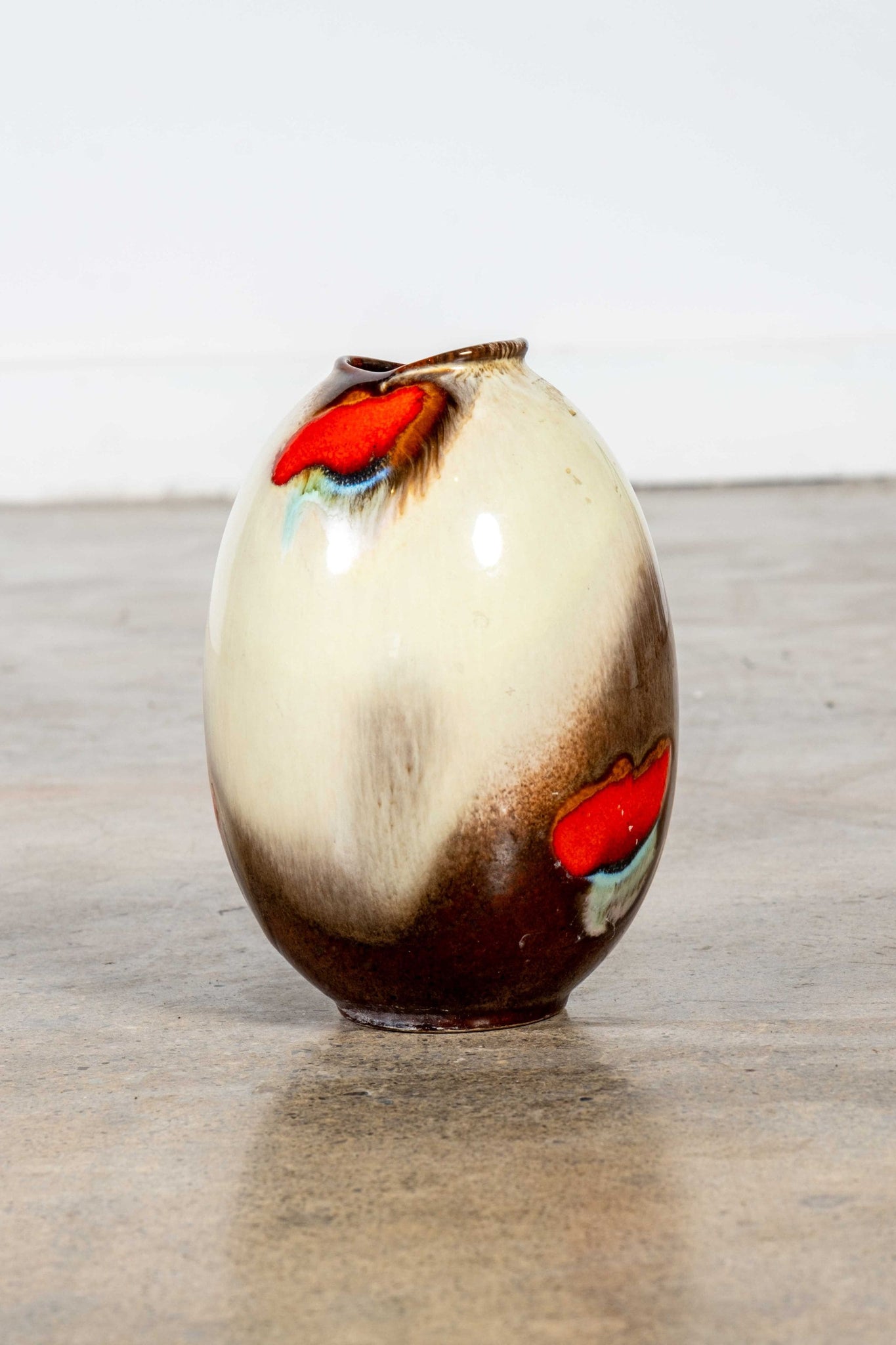 Small Lava Pottery Vase with Red Accents | Bonne Choice