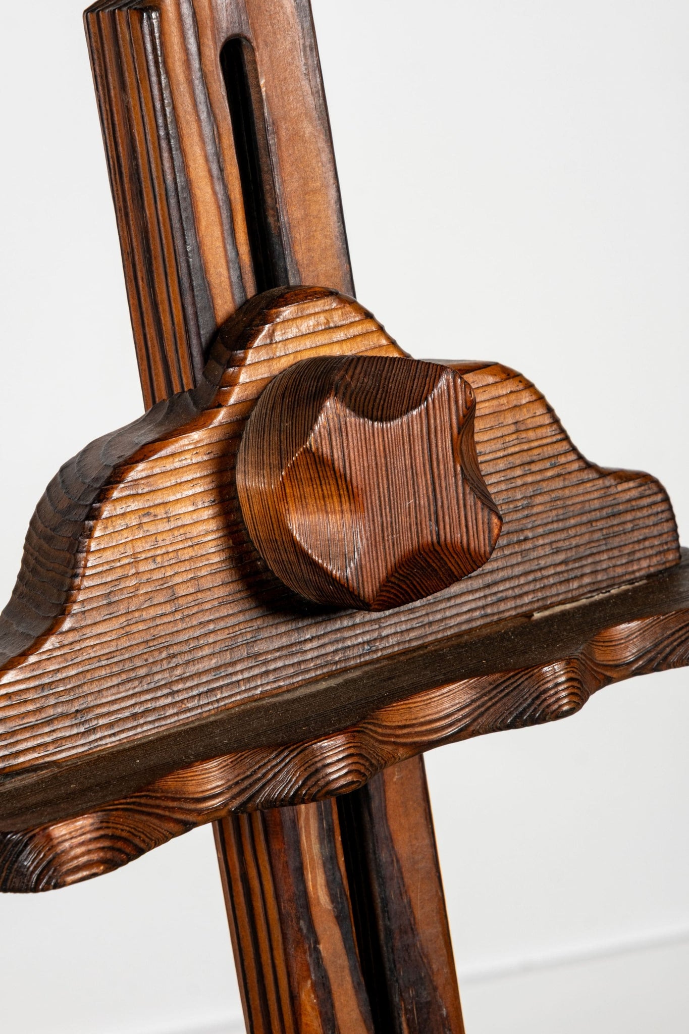 Vintage Swan Easel, Low | Bonne Choice