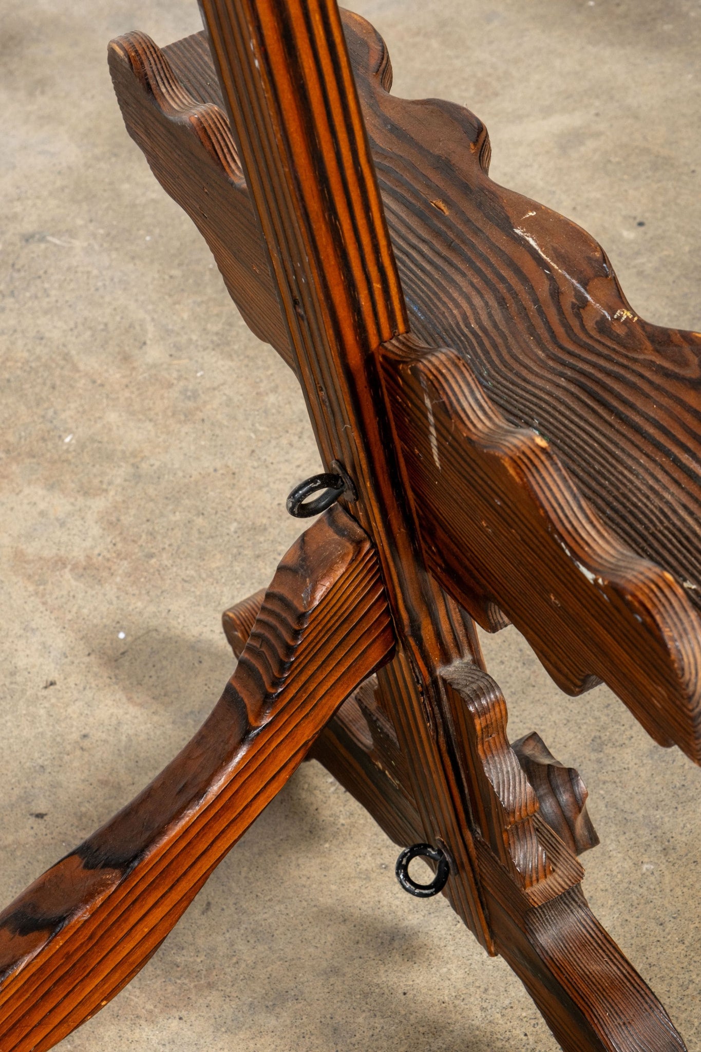 Vintage Swan Easel, Low | Bonne Choice
