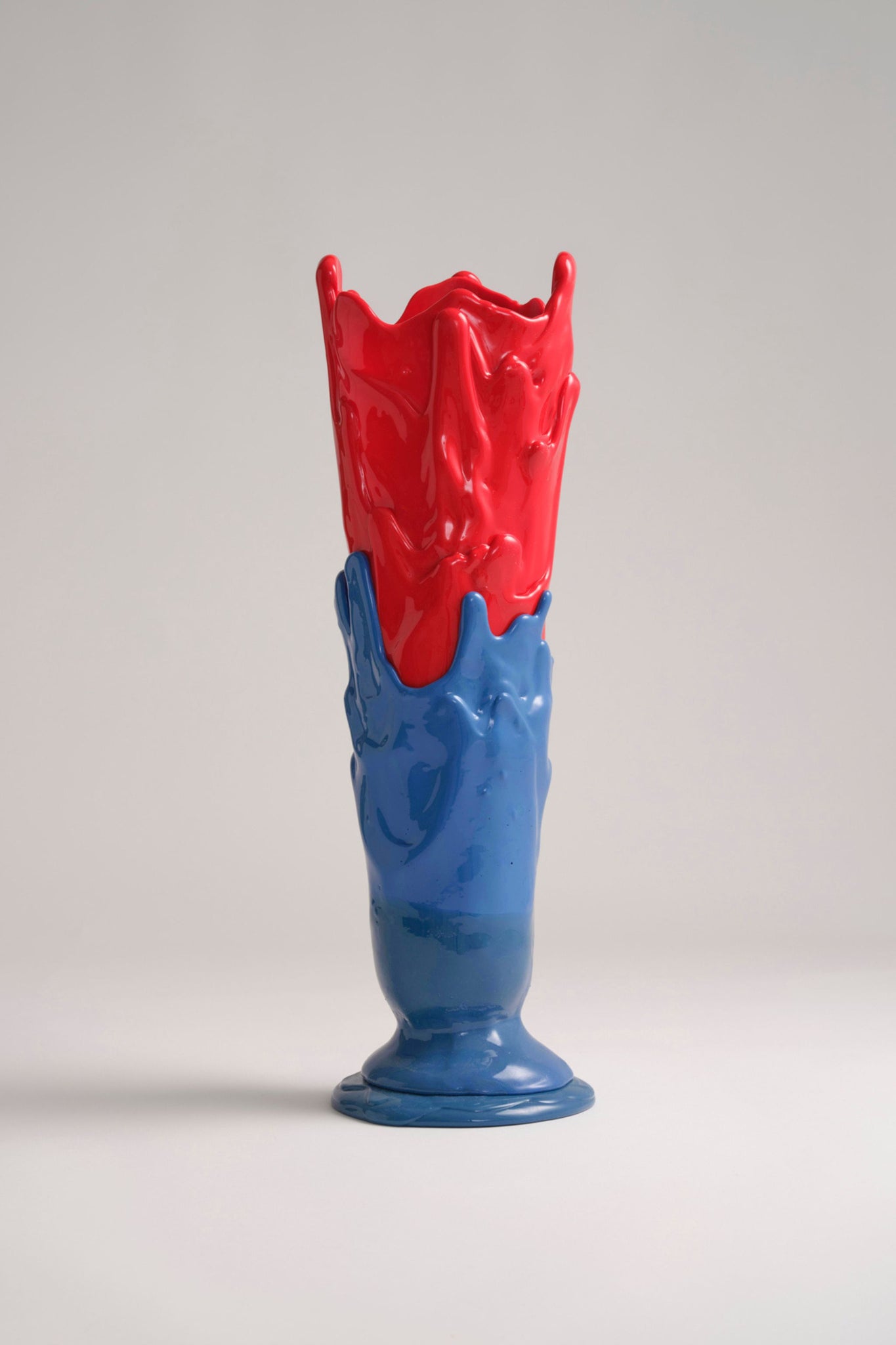 Meritalia "Edizioni del Pesce" Tall Vase  / Blue and Red | Bonne Choice