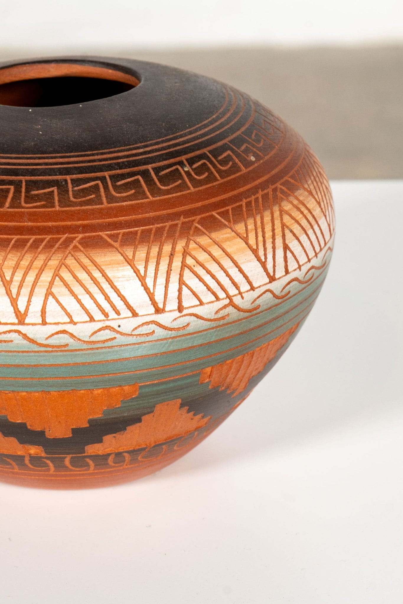 Unglazed Carved Bowl 1 | Bonne Choice